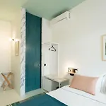 Hotel Covelo - The Original And