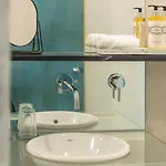 Hotel Covelo - The Original And