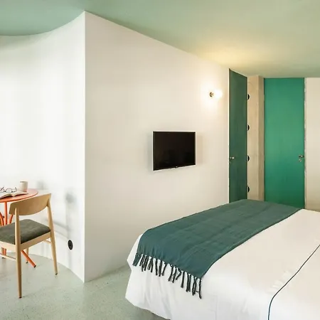 Covelo - The Original And Amarante