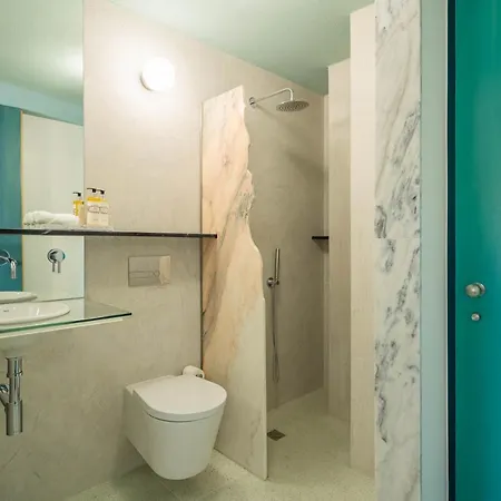 Hotel Covelo - The Original And 2*