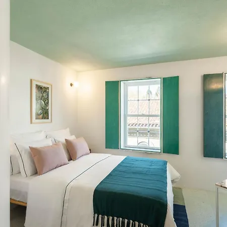 Covelo - The Original And Hotel