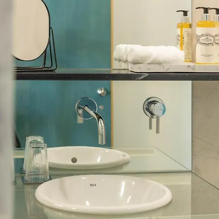 Hotel Covelo - The Original And