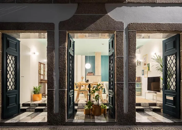 Hotel Covelo - The Original And