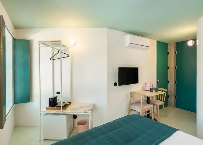 Hotel Covelo - The Original And 2*