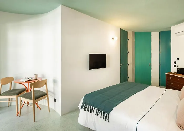 Covelo - The Original And Amarante