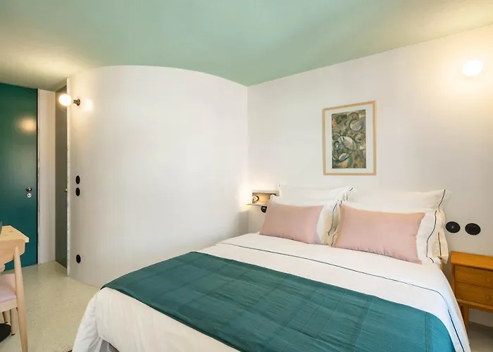 Covelo - The Original And Amarante