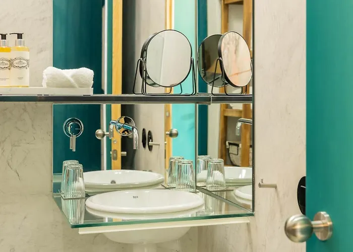 Hotel Covelo - The Original And