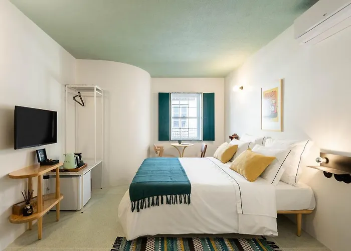 Covelo - The Original And 2* Amarante