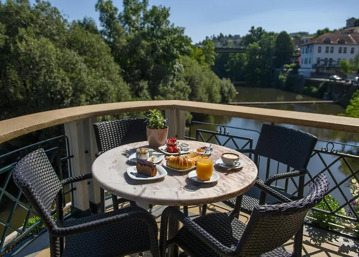 Hotel Covelo - The Original And