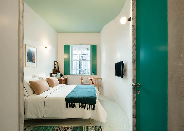 Covelo - The Original And Hotel