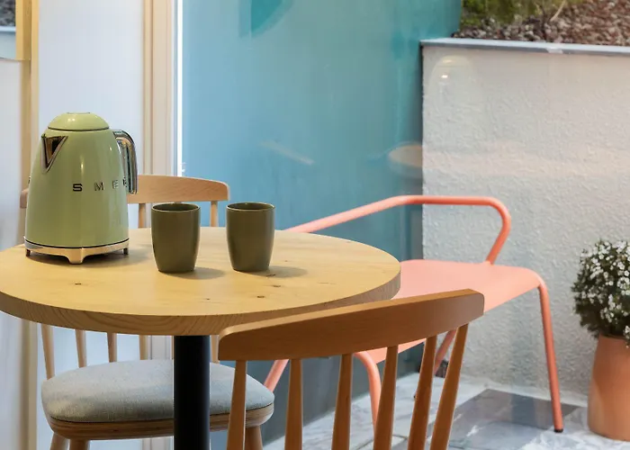 Hotel Covelo - The Original And